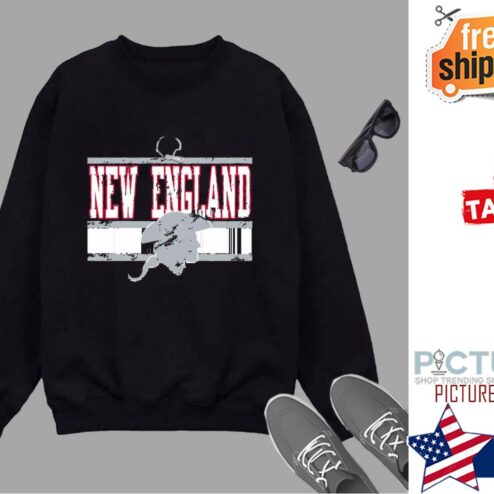 New England Football Retro And Distressed Helmet And Stripe Shirt