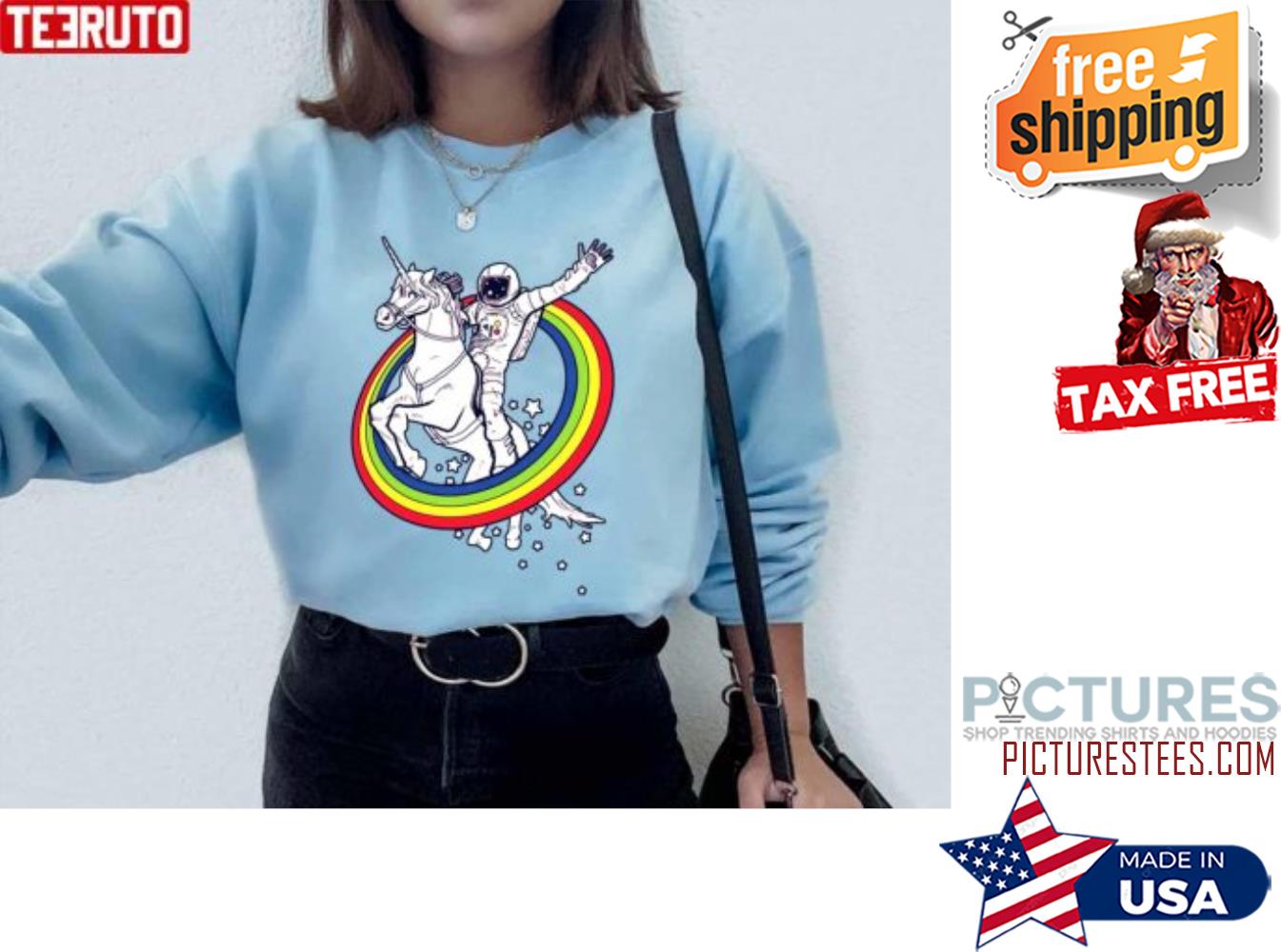 Astronaut Riding Unicorn Through The Rainbow Valentine's day LGBT Shirt