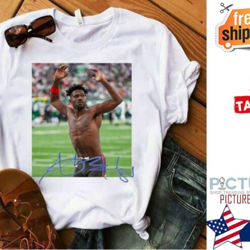 Tampa Bay Antonio Brown Takes Off shirt
