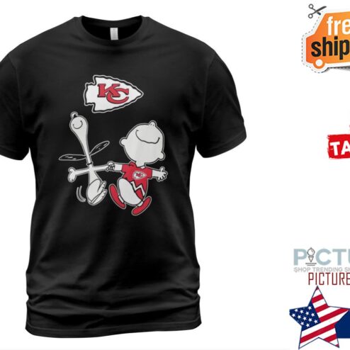 Kansas Chiefs Snoopy and CharlieBrown dancing Shirt