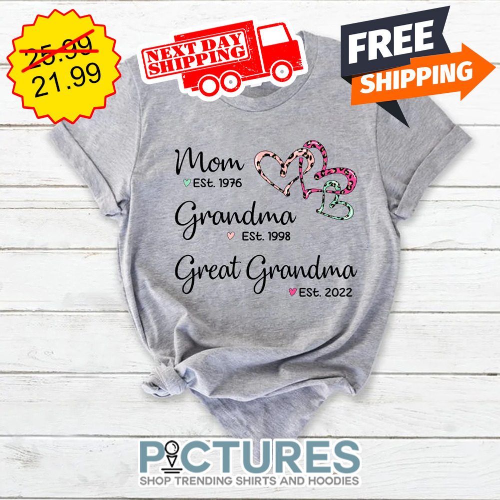 Personalized Heart Leopard Mom Grandma Great Grandma Custom Years Mother's Day shirt