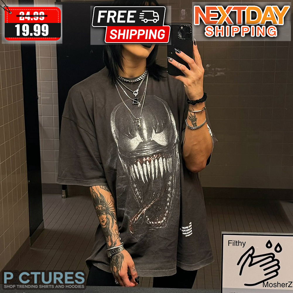 Wenom Graphic Shirt