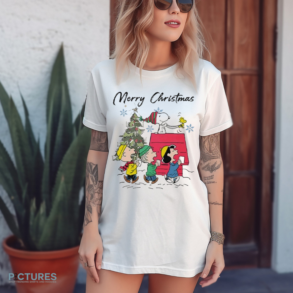 Snoopy Peanuts And Friends Merry Christmas Shirt