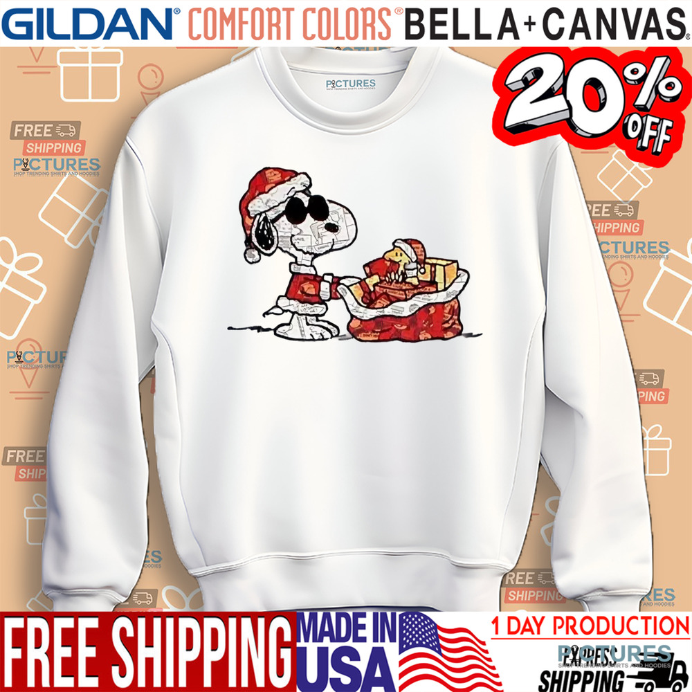 Peanuts Snoopy Large Christmas Gift Basket Shirt