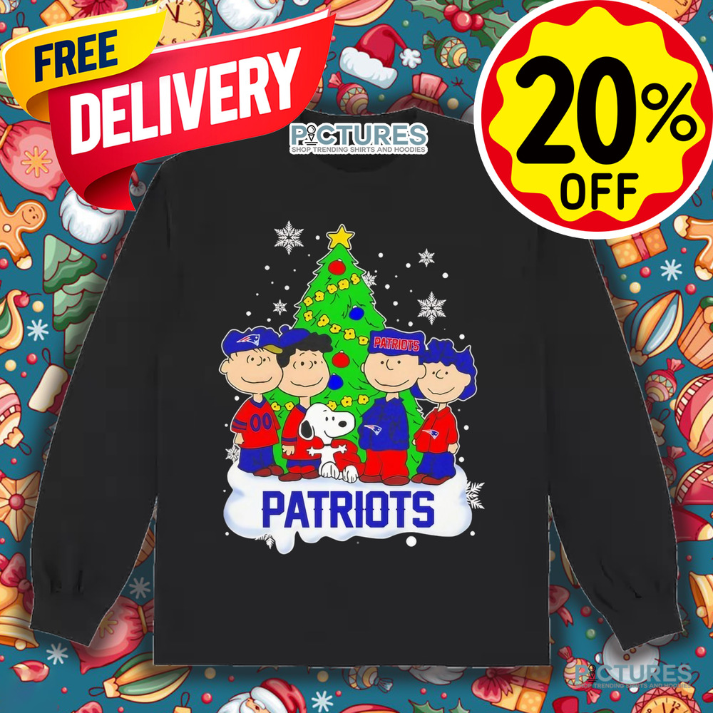 Snoopy The Peanuts New England Patriots Christmas Tree Shirt