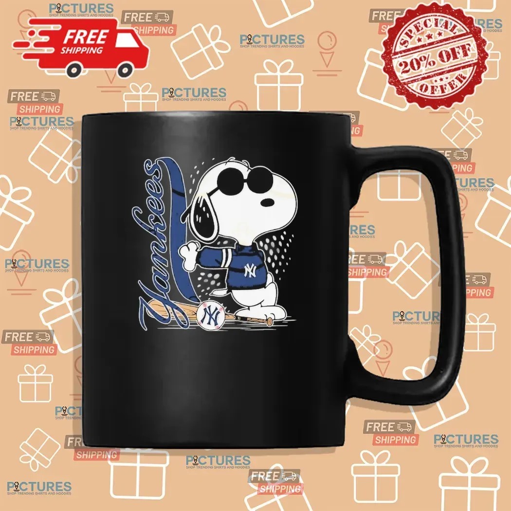 Snoopy The Peanuts New York Yankees Baseball Fan T Shirt