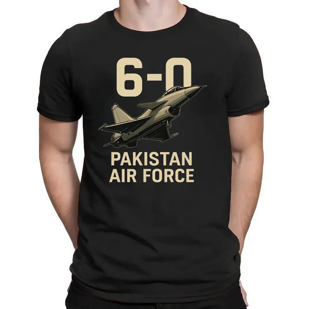 Abdul Qayyum Siddiqui Wearing 6-0 Pakistan Air Force T Shirt