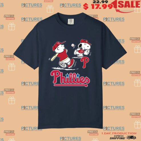 Philadelphia Phillies Peanuts Charlie Brown And Snoopy Playing Baseball T Shirt