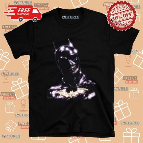 Smiling Bat Dark Hero Glitch Art T Shirt