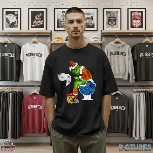 Chicago Bears Grinch Santa Rivalry NFL Christmas Parody Graphic T Shirt