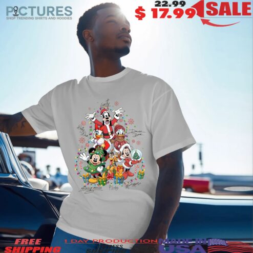 Mickey and Friends Goofy Daisy Duck Donald Duck Pluto Minnie Mouse Christmas Tree T Shirt