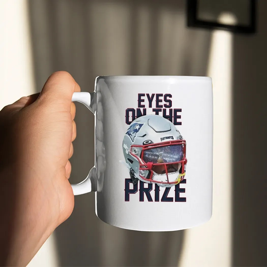 New England Patriots Diggs Eyes On The Prize Helmet T Shirt