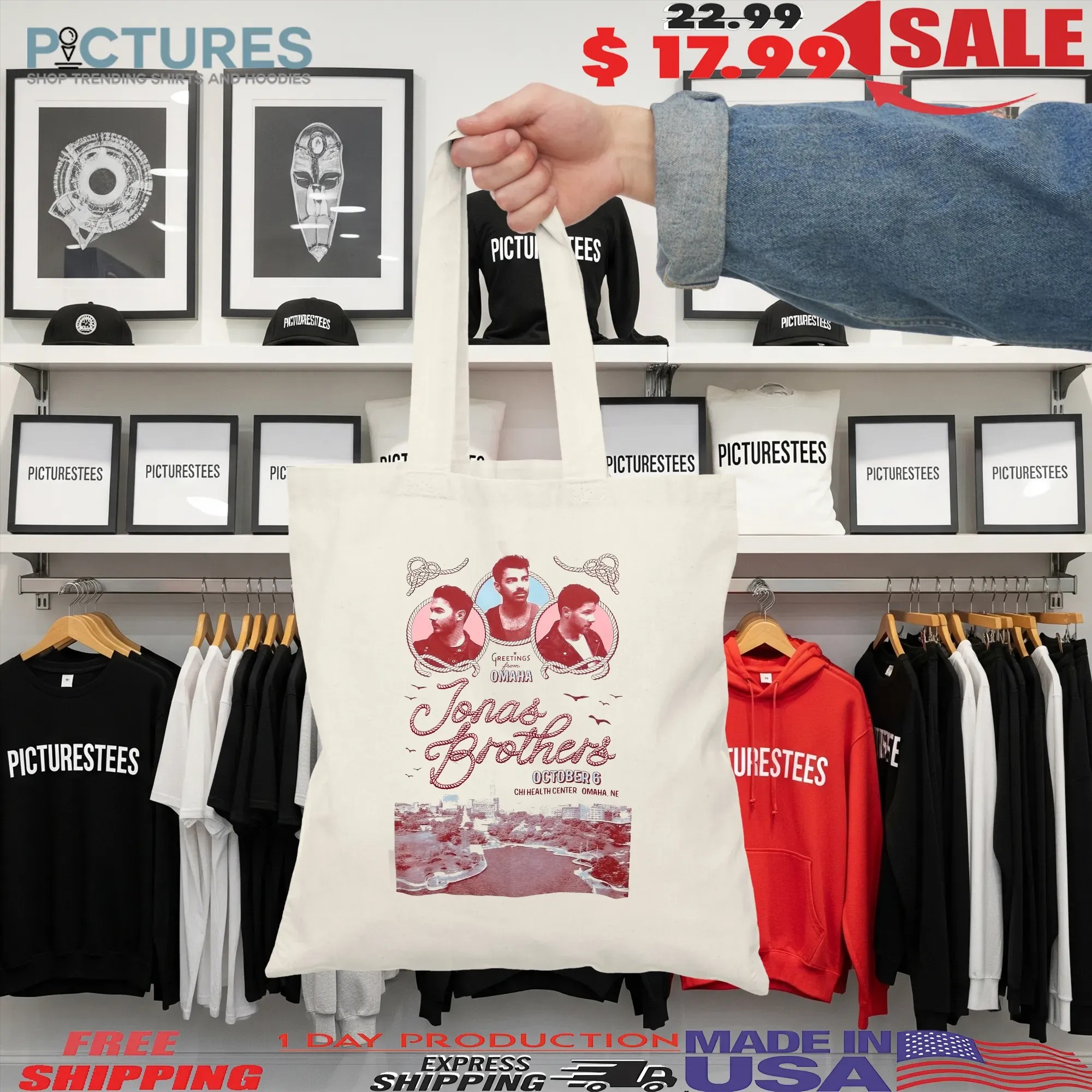 Jonas Brothers Oct 6 2025 Chi Health Center Omaha Ne Poster T-shirt