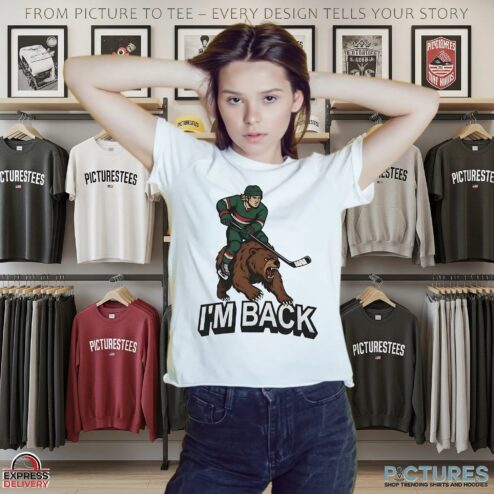 Minnesota Wild Hockey Player And Bear I'm Back T Shirt