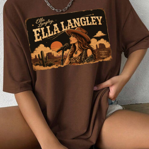 Vintage Country Girl At Heart Western Cowgirl Graphic Tee