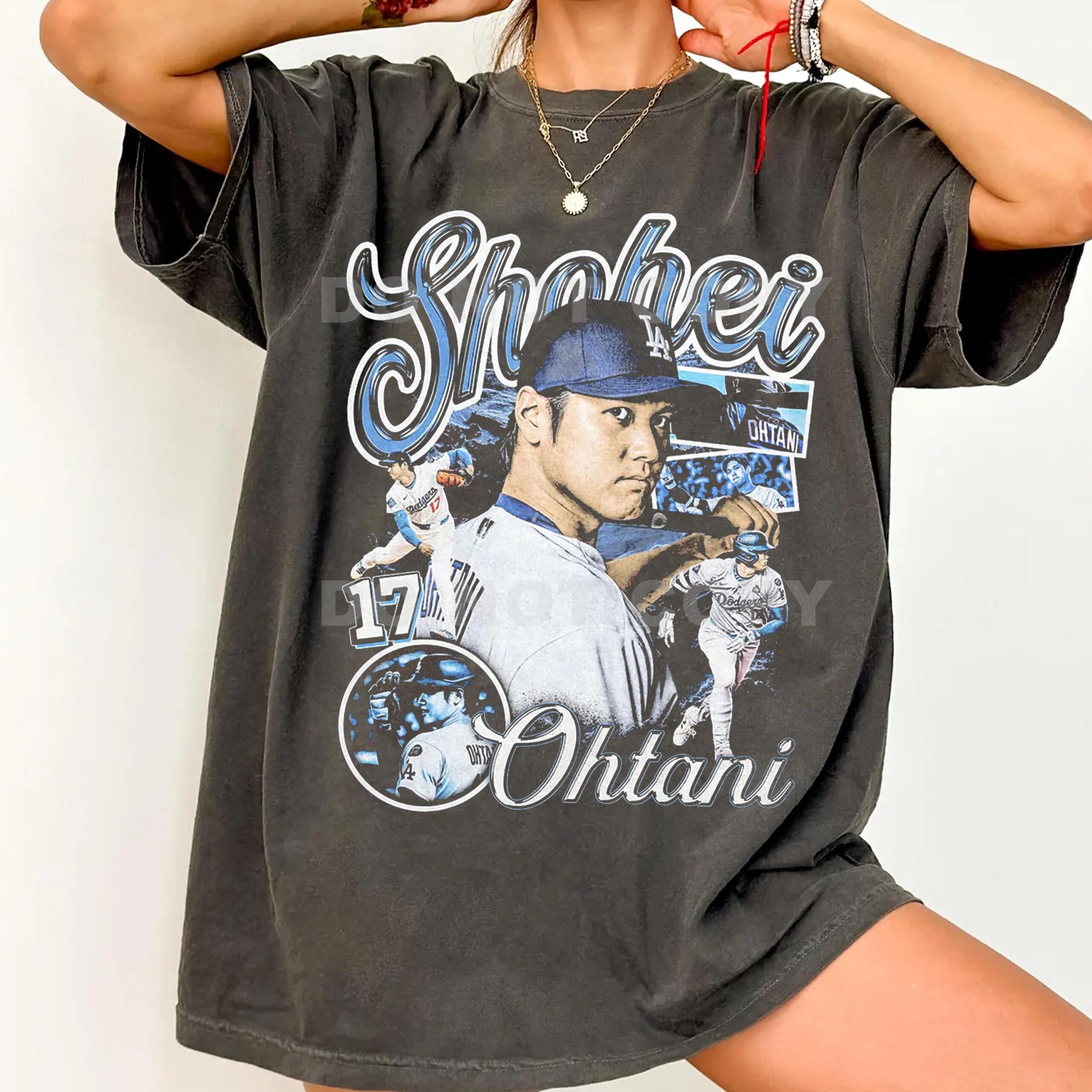 Vintage Shohei Ohtani 17 Los Angeles Dodgers Graphic Tee