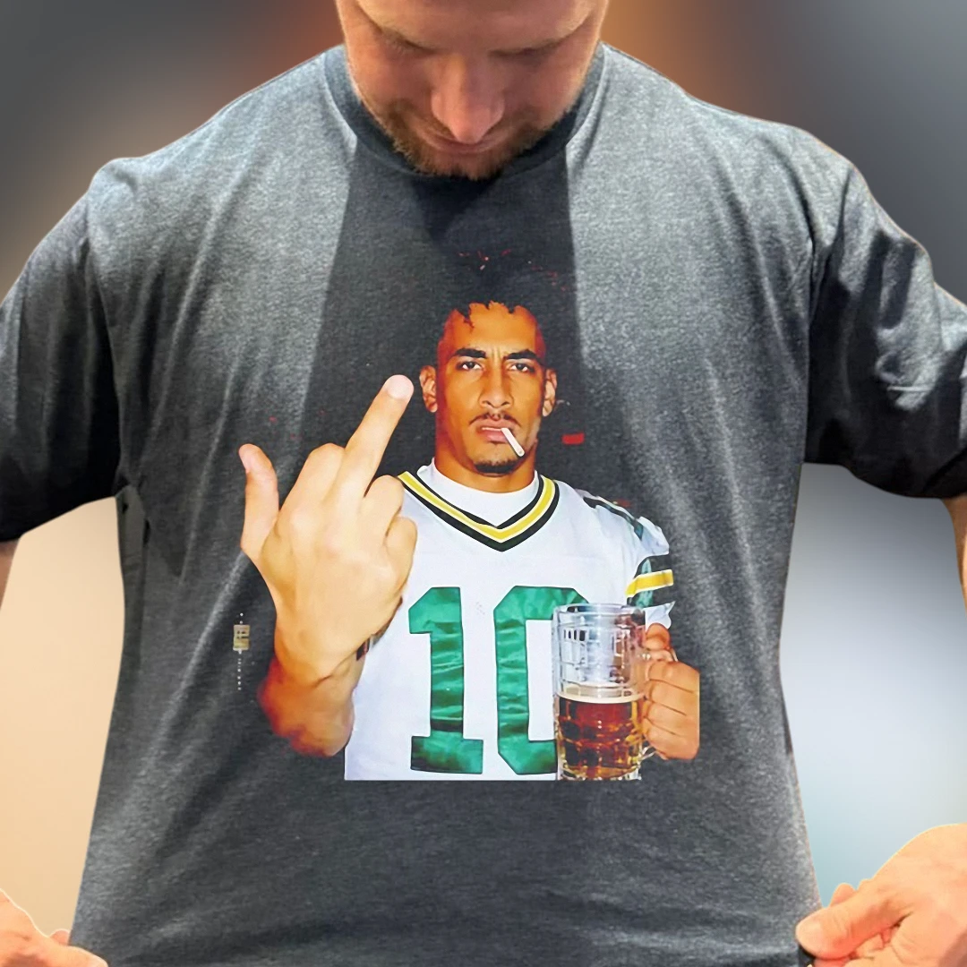 Jordan Love Tee Funny Football Fan Graphic T-Shirt for Packers Supporters