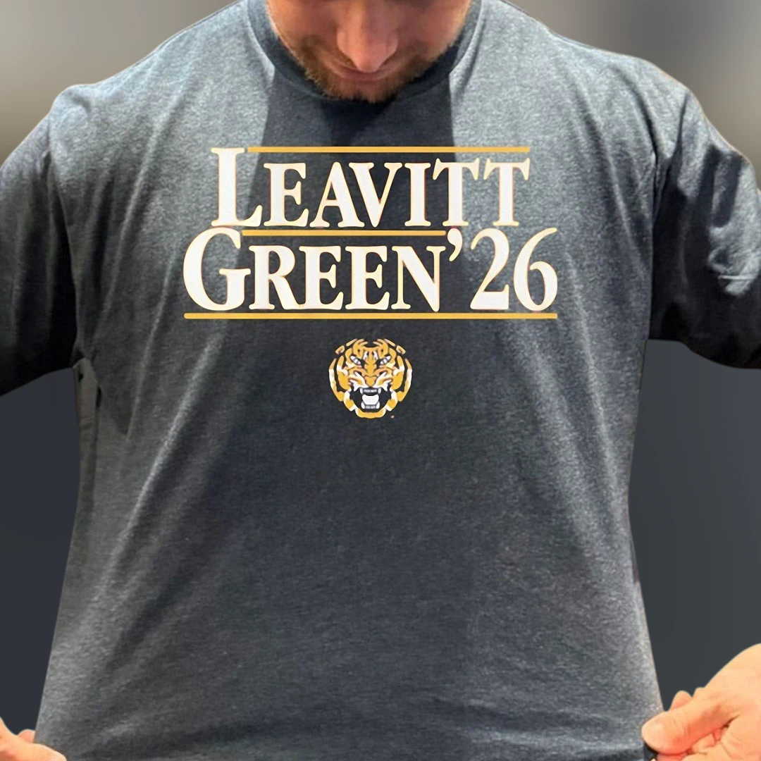 Leavitt Green '26 Tee Vintage Tiger Mascot Collegiate Graphic T-Shirt Gift
