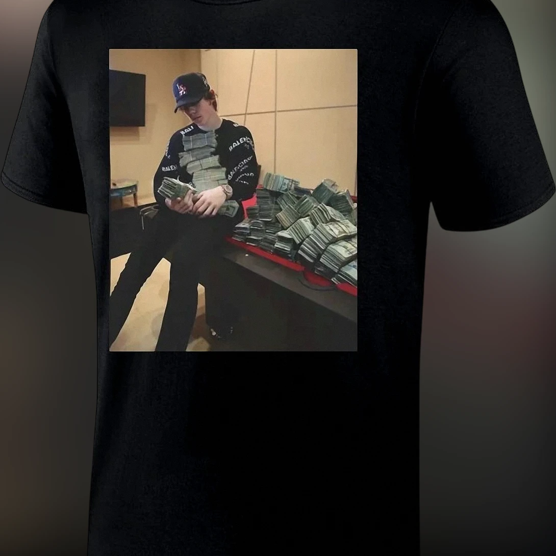 Yeat Graphic Tee Money Stacks Photo Shirt Rap Merch Streetwear Unisex T-Shirt