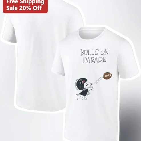 Bulls on Parade Snoopy Houston Texans NFL Football Graphic Tee