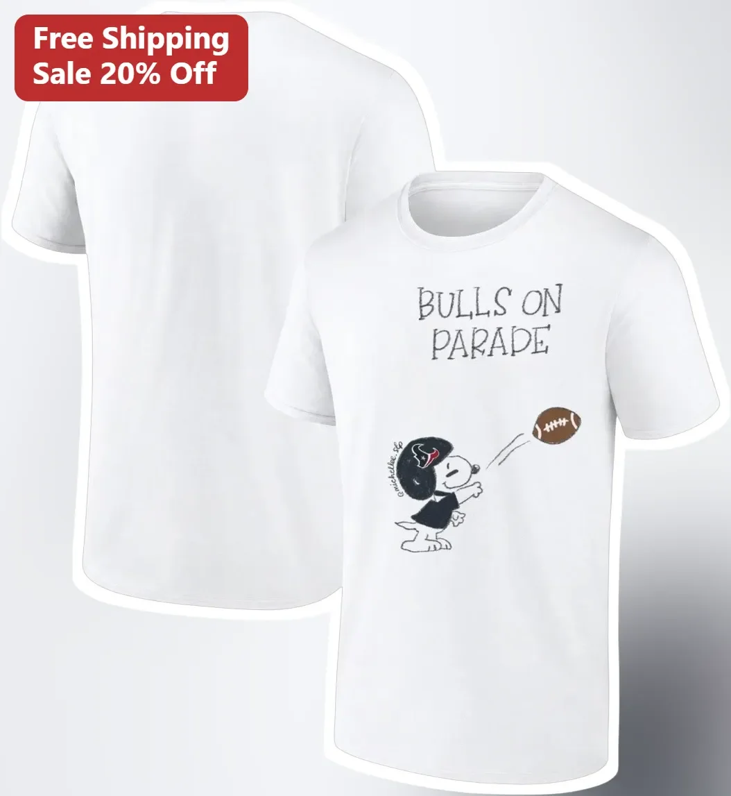 Bulls on Parade Snoopy Houston Texans NFL Football Graphic Tee