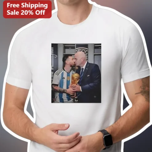 Lionel Messi Argentina World Cup Kiss Viral Meme Graphic Tee