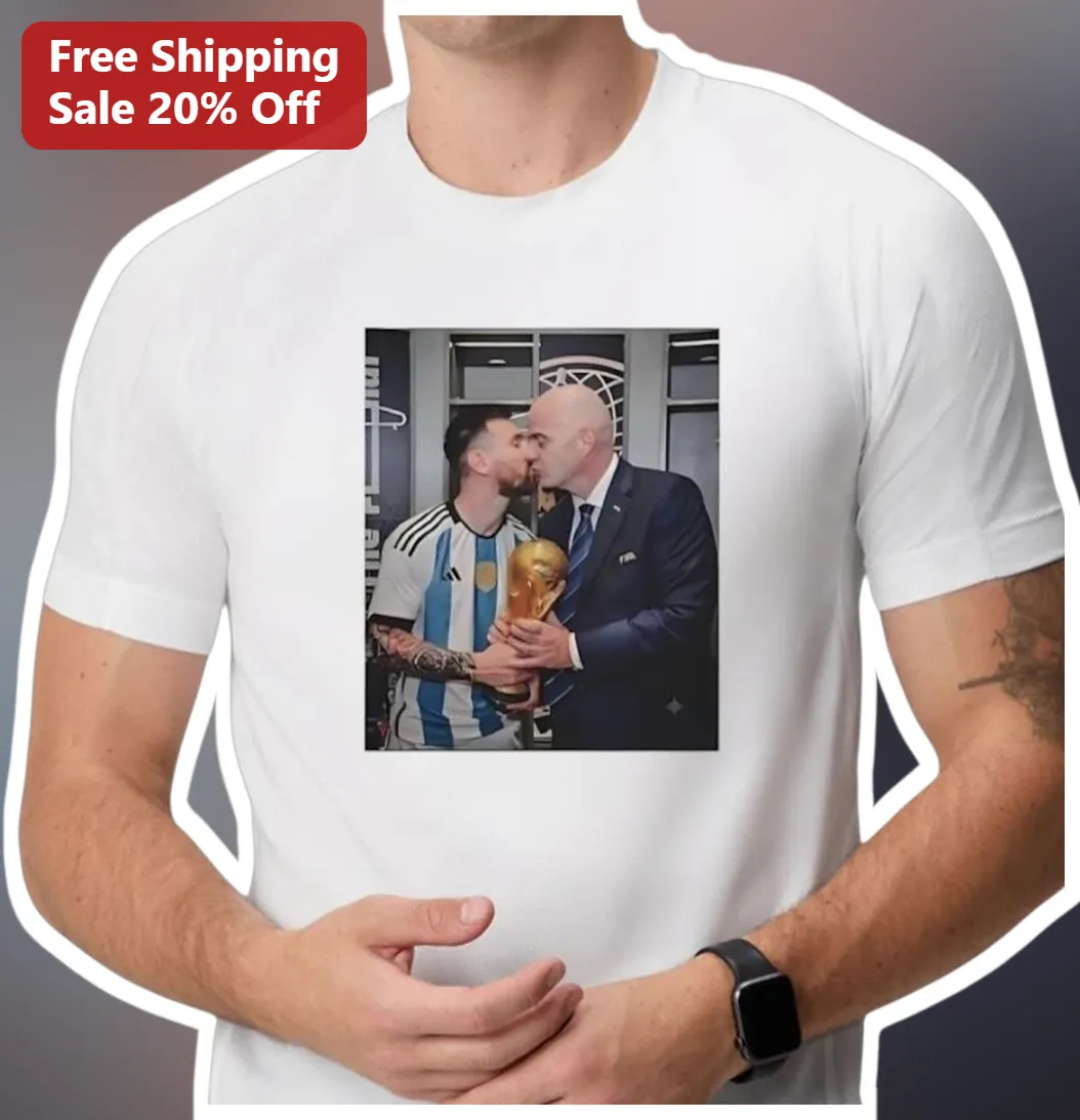 Lionel Messi Argentina World Cup Kiss Viral Meme Graphic Tee