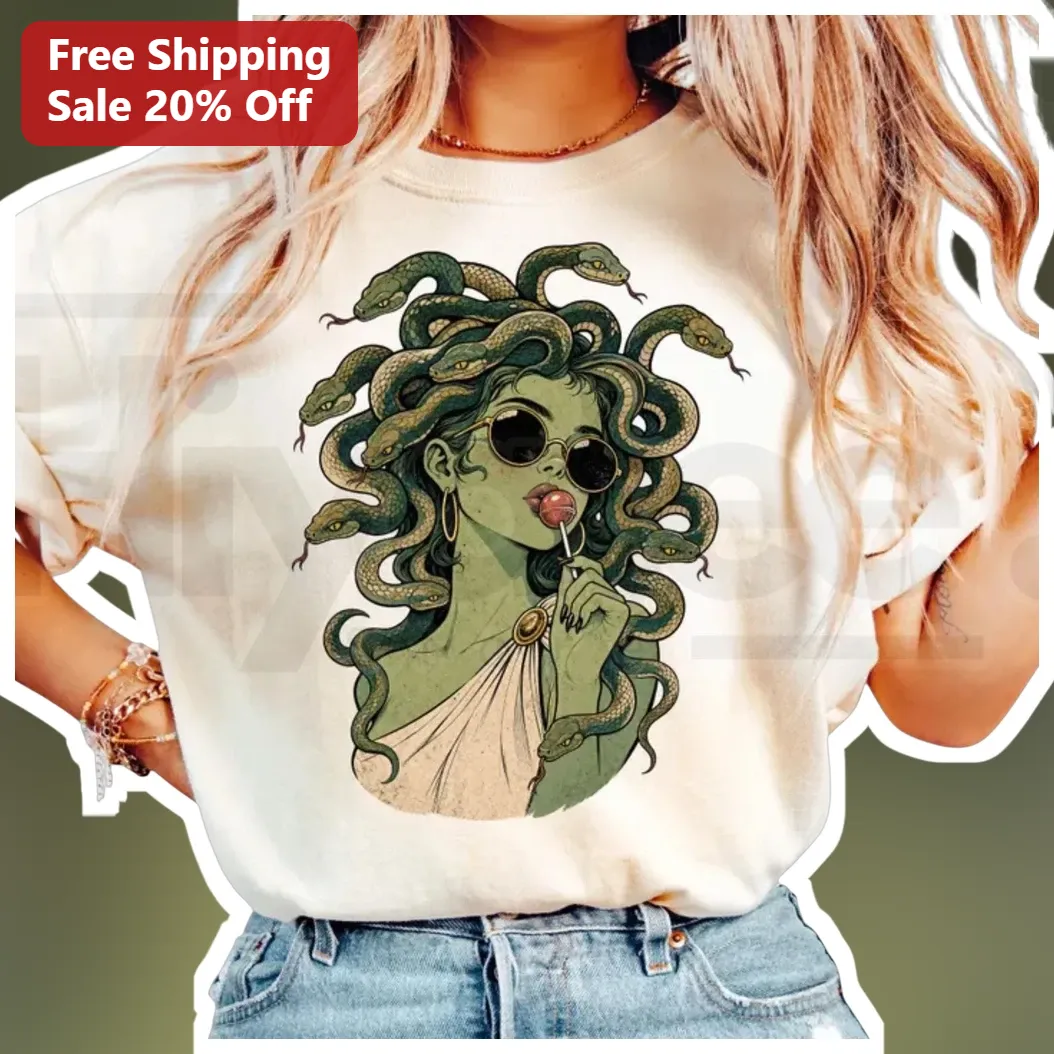 Medusa Tee Retro Pop Art Gorgon with Sunglasses and Bubblegum Greek Mythology Graphic T-Shirt for Women Men