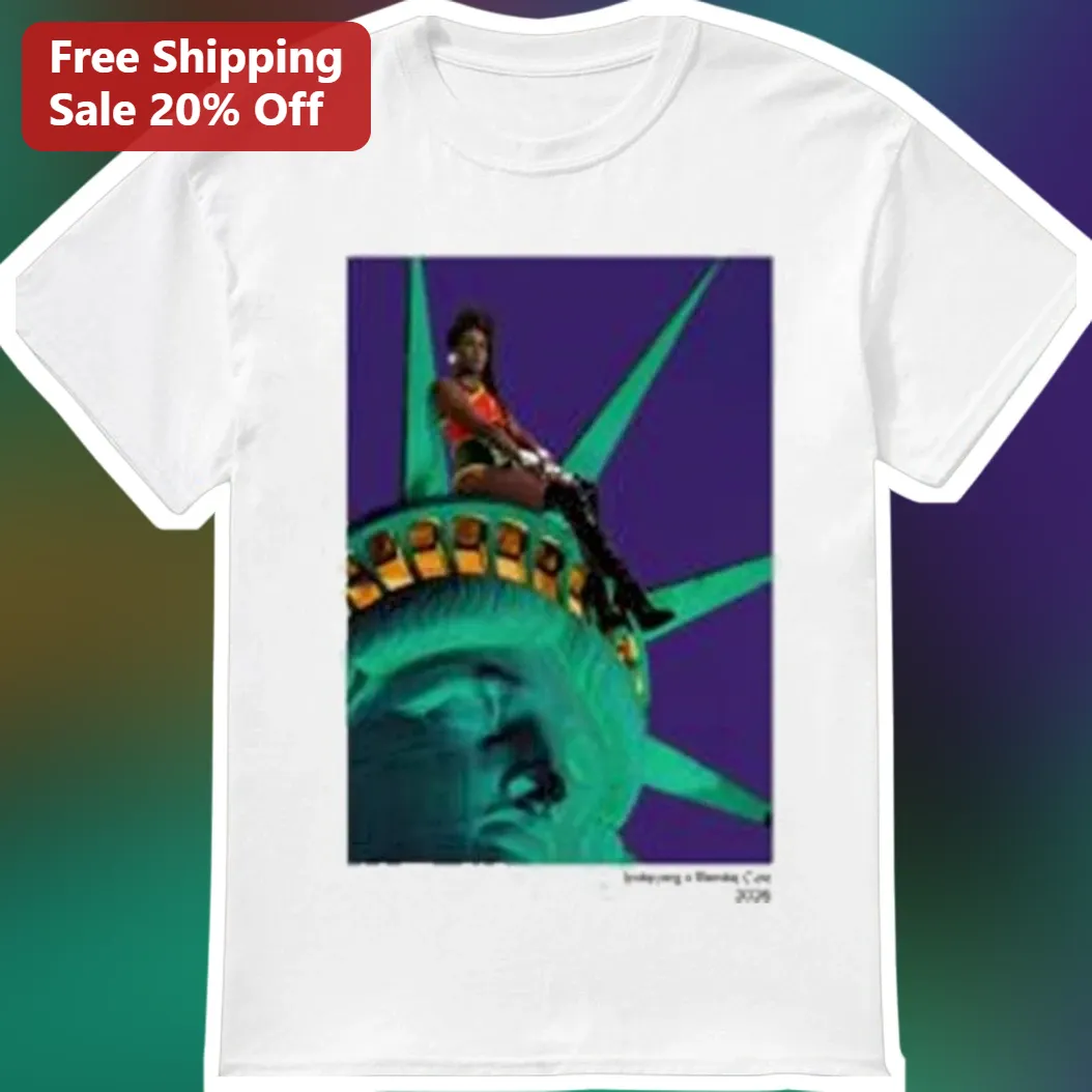Statue of Liberty Surreal Art Tee Vaporwave Lady Liberty Graphic Shirt Gift for New York Enthusiasts