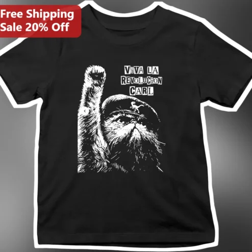 Viva La Revolucion Carl Tee Funny Cat Propaganda Graphic Shirt Gift for Dungeon Crawler Carl Fans