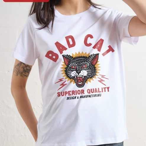 Customer in Chicago, Illinois wearing Bad Cat Superior Quality Design Manufacturing Tee Vintage Snarling Cat Graphic Shirt