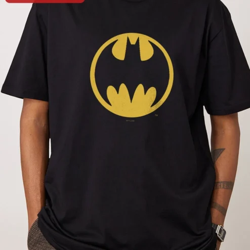 Batman Tee Vintage Bat Signal Logo Graphic T-Shirt for Men Women DC Comics Superhero Fans