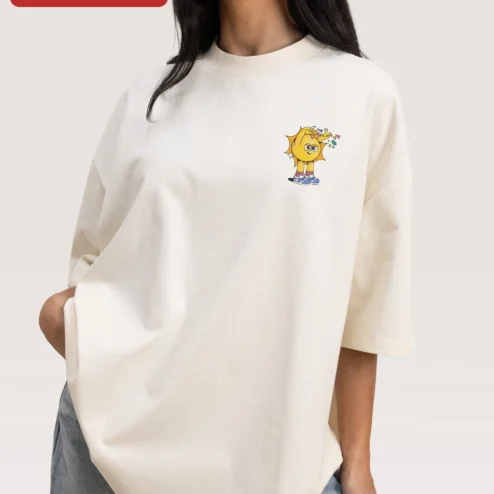 Cartoon Sun Character Tee Retro Cute Happy Sun Graphic T-Shirt for Women Men Kids