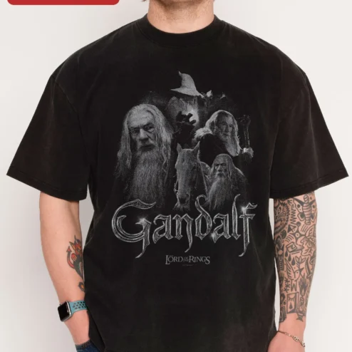 Gandalf The Lord of the Rings Tee Vintage Distressed Wizard Graphic Shirt for LOTR Fans