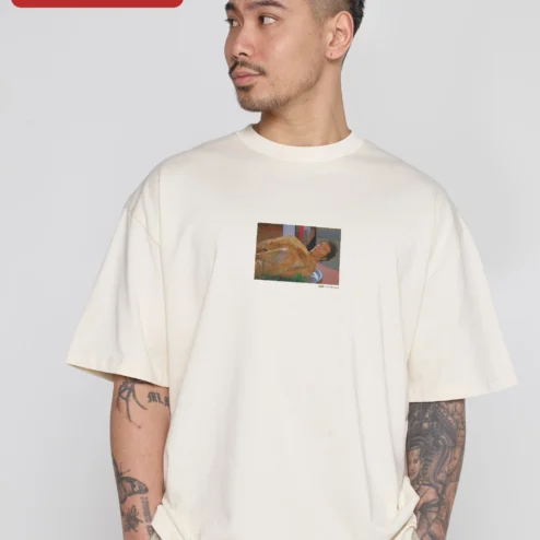 Customer in Chicago, Illinois wearing George Costanza Tee Seinfeld Chicken Suit Scene Pop Culture Gift