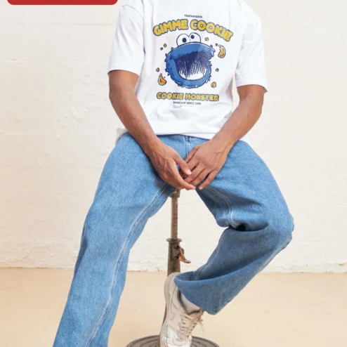 Customer in Chicago, Illinois wearing Gimme Cookie Monster Tee Munchin Since 1969 Vintage Sesame Street Shirt
