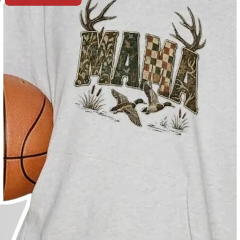 Mama Tee Duck Hunting Camo Antlers Graphic T-Shirt Gift for Outdoor Mom