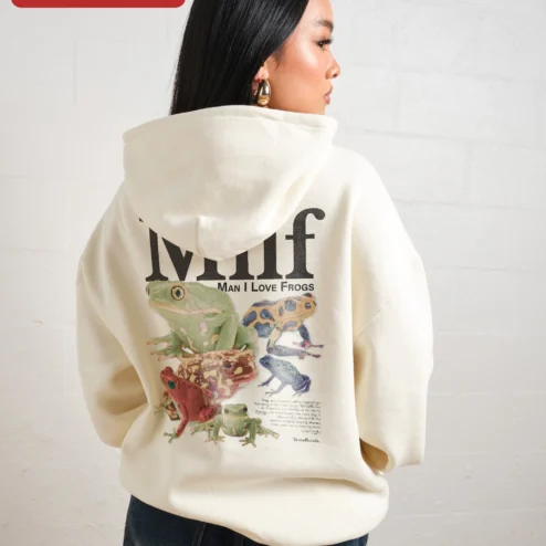 Close-up of Man I Love Frogs Funny Frog Lover Hoodie Novelty Gift for Women for streetwear fans in Chicago, Illinois