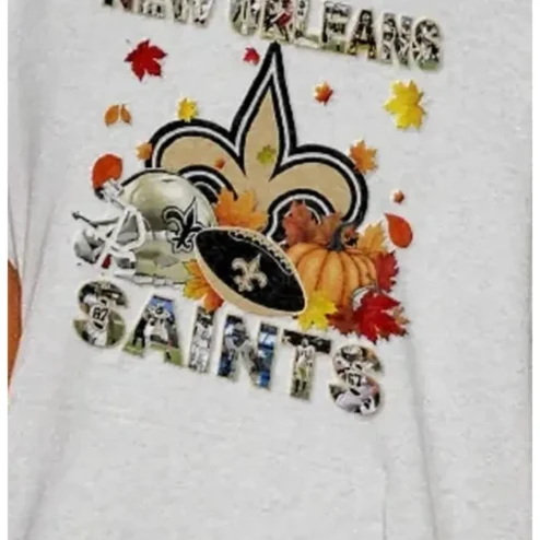 New Orleans Saints Vintage Throwback Helmet Fleur-de-lis Graphic Tee