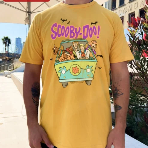 Scooby-Doo Vintage Graphic Tee Mystery Machine Gang Retro Cartoon Shirt for Men Adults