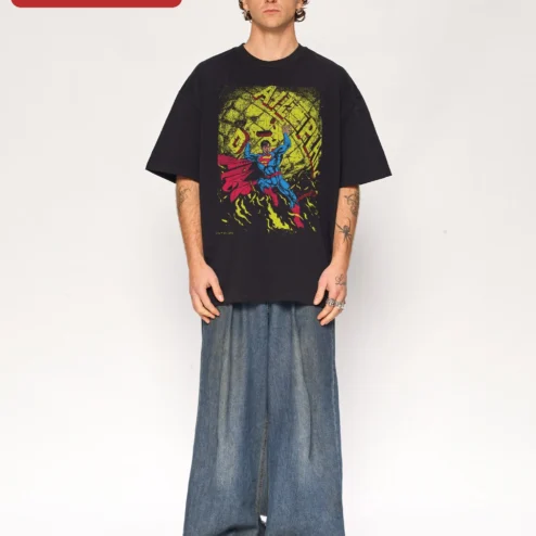 Superman Vintage Distressed Graphic Tee Retro DC Comics Man of Steel Oversized Streetwear Shirt