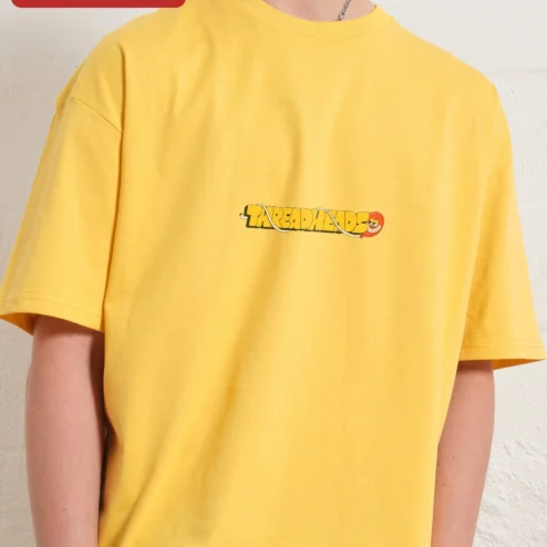Customer in Chicago, Illinois wearing Threadheads Tee Oversized Graphic Streetwear Shirt Y2K Retro Style Cotton