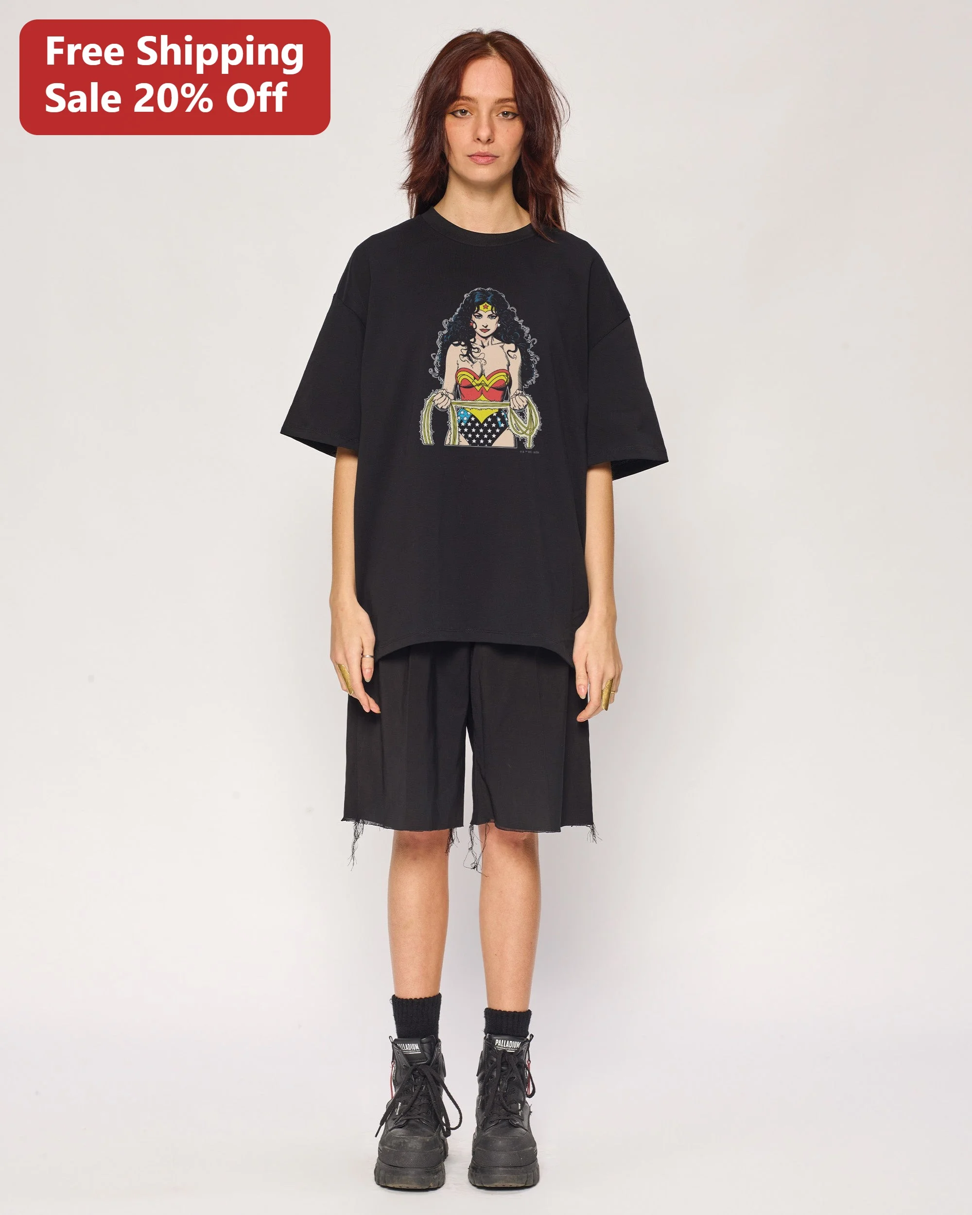 Wonder Woman Tee Oversized Graphic T-Shirt Vintage Comic Style Streetwear for Women